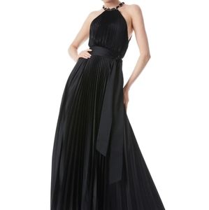 Alice + Olivi, 4, black.